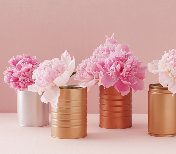 Fun upcycle idea - take tin cans, paint them with metallic colors and fill with flowers- mums would look awesome 