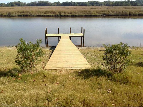 dock at river bluff rose & womble realty